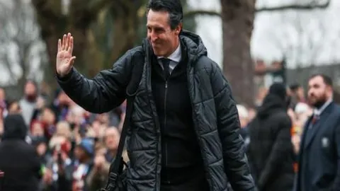 詹姆斯仅一步之遥破43000分大关！重温他三年前问鼎得分王荣耀时刻！